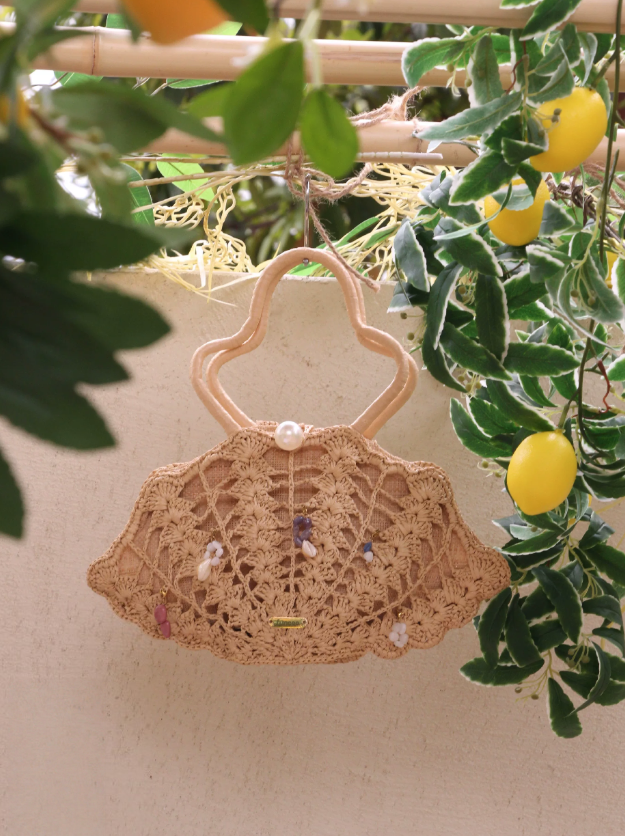 A Charming Artisan Bag Inspired by Seaside Escapes and Summer Adventures